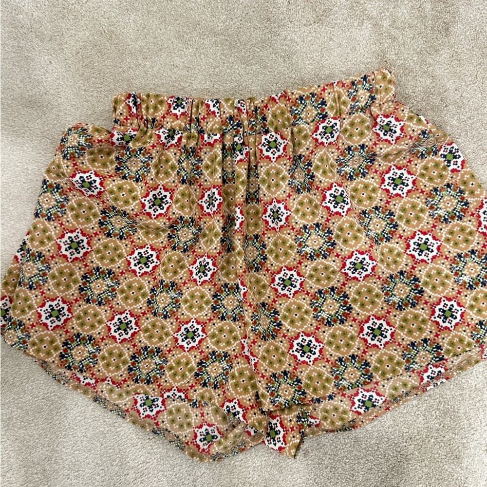 Freeloader Multicolor Patterned Fabric shorts, size L